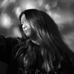 Meet your Posher, Chloé